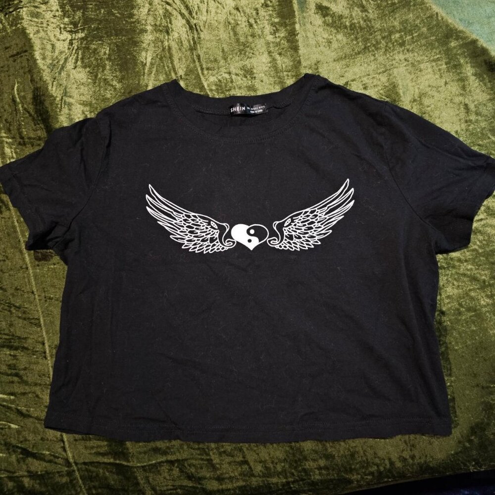 Y2k crop top baby tee peace sign heart with wings